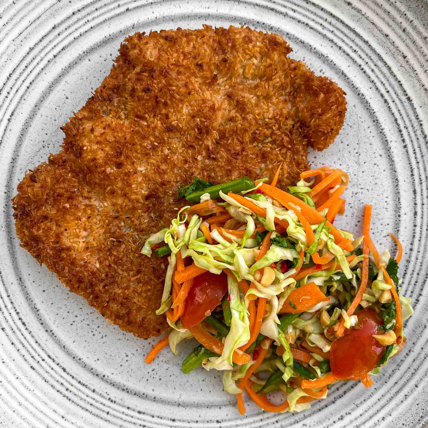 Thai-Inspired Crunchy Coconut Chicken: Secrets to Flavor